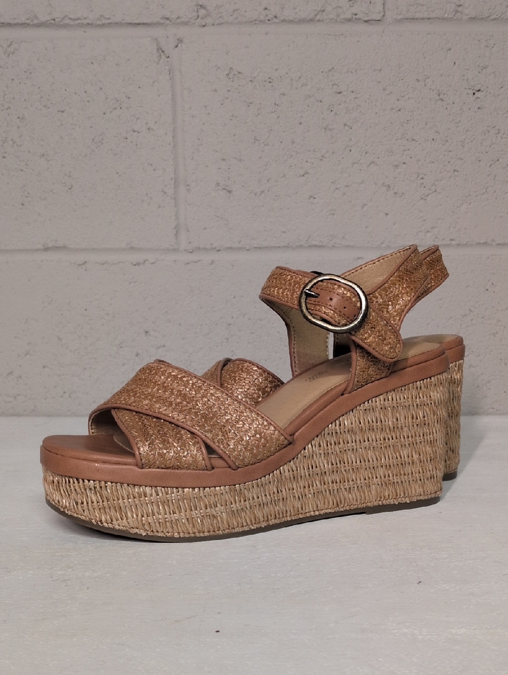 Crown Vintage Kehra Wedge Sandal Size 8, Resortwear, Summer Sandals